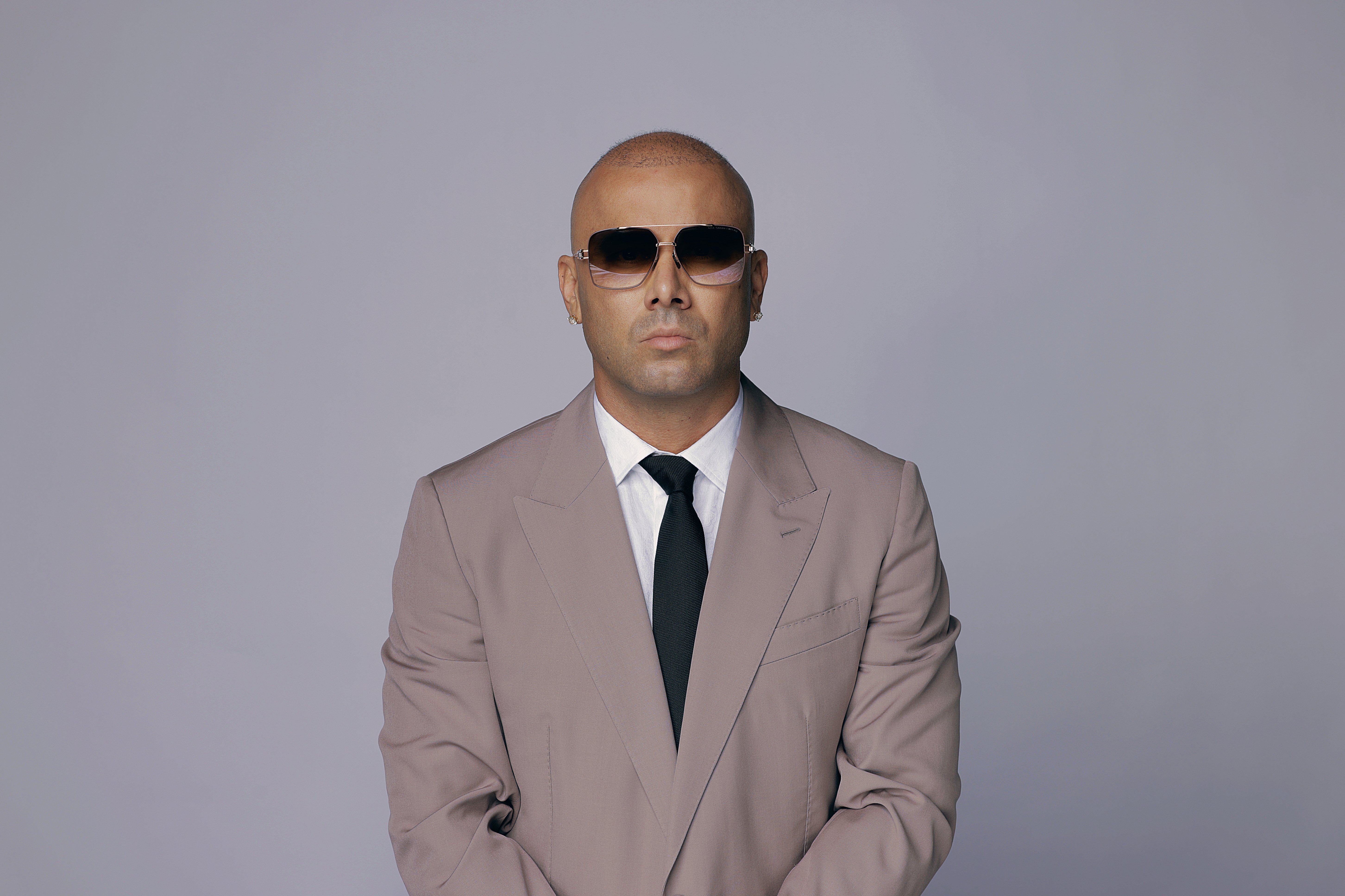 Imagen del artículo de Telemundo PR: Wisin abre la preventa de su nuevo disco "La Universidad del perreo"