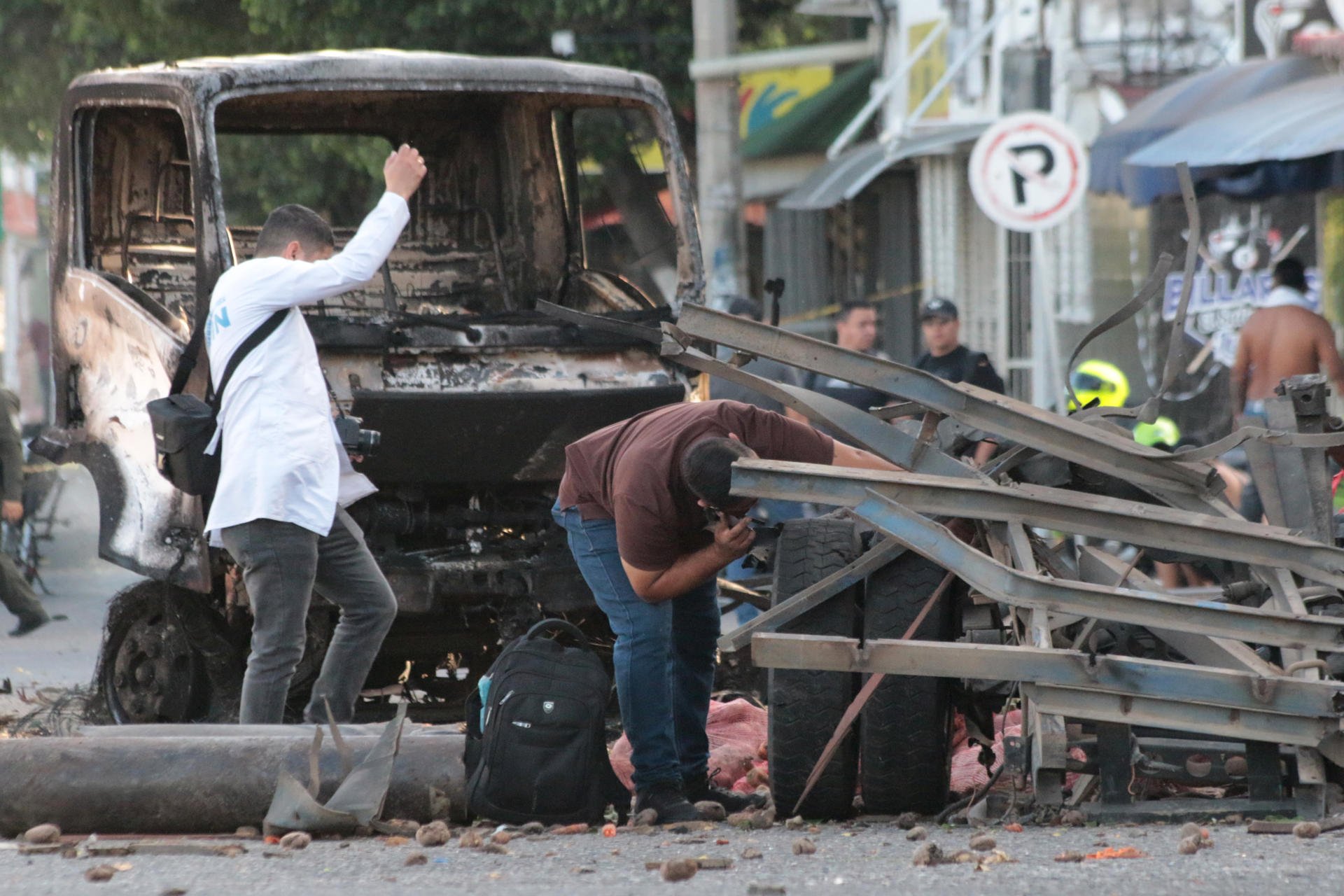 Imagen de la cobertura de: Explosión de vehículo bomba en Cúcuta deja al menos 11 heridos