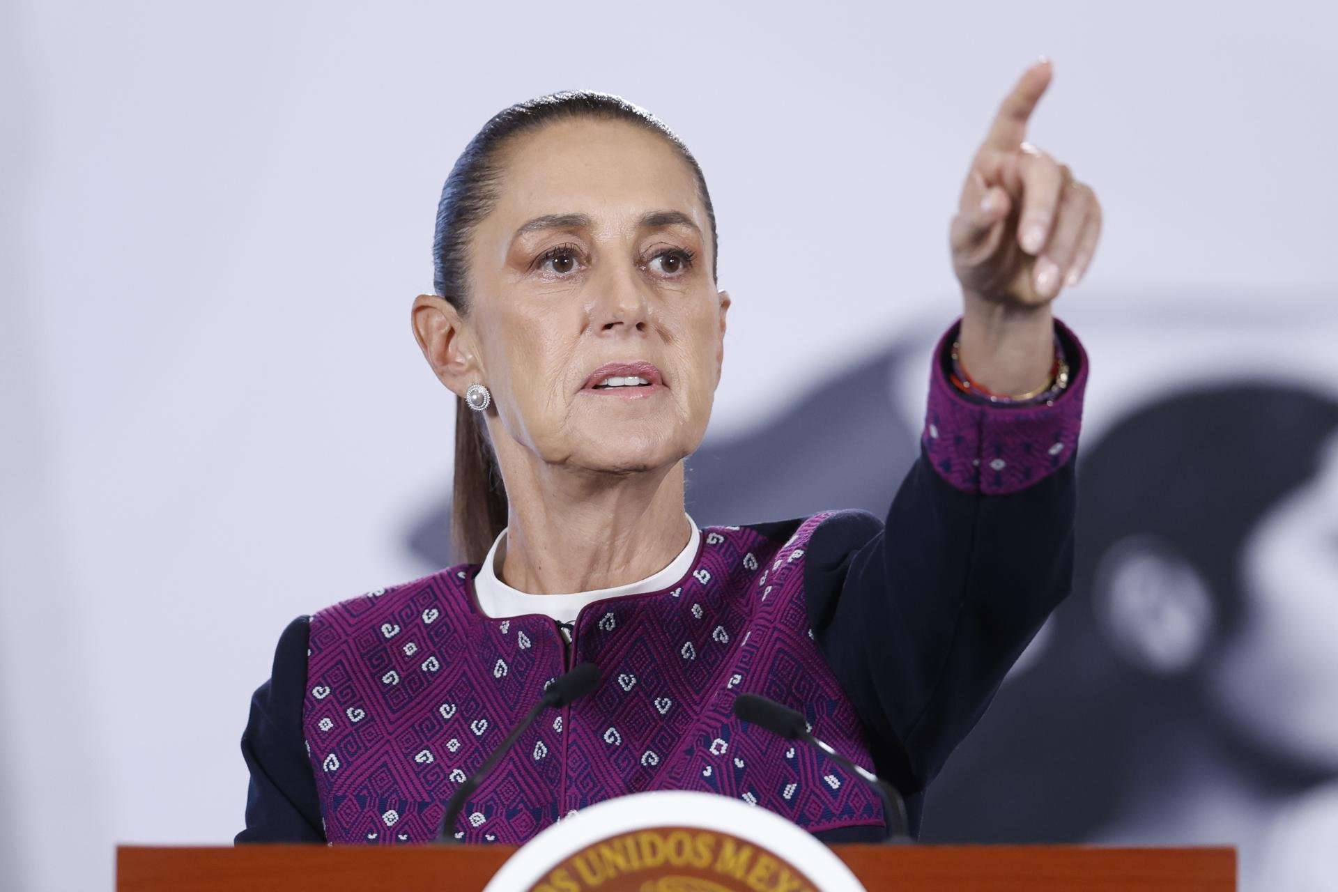 México busca a responsables en asesinato de creador de contenido en plena transmisión