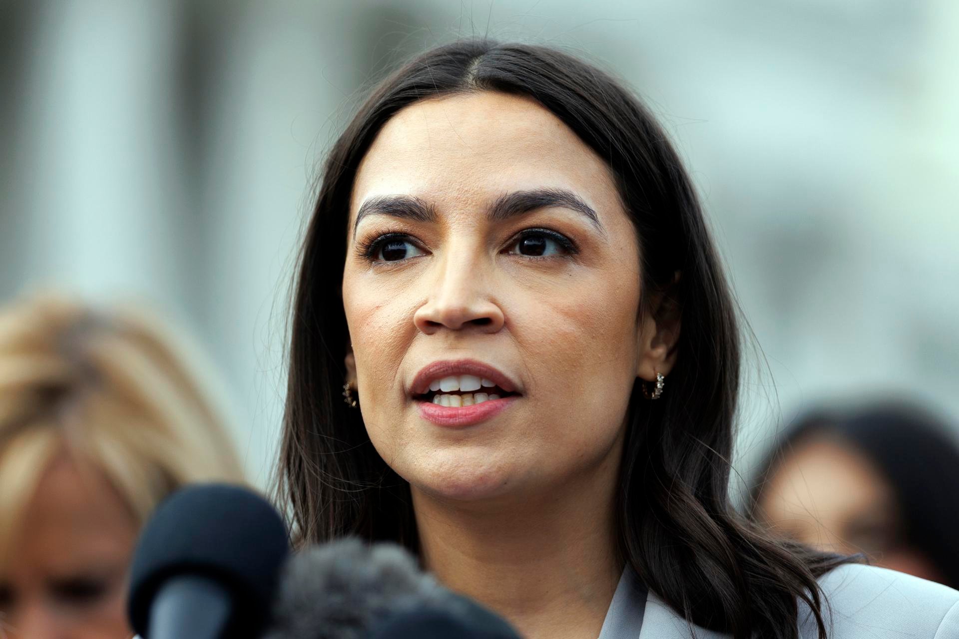 Imagen del artículo de Telemundo PR: Demócrata Alexandria Ocasio-Cortez no descarta postularse para la presidencia en 2028