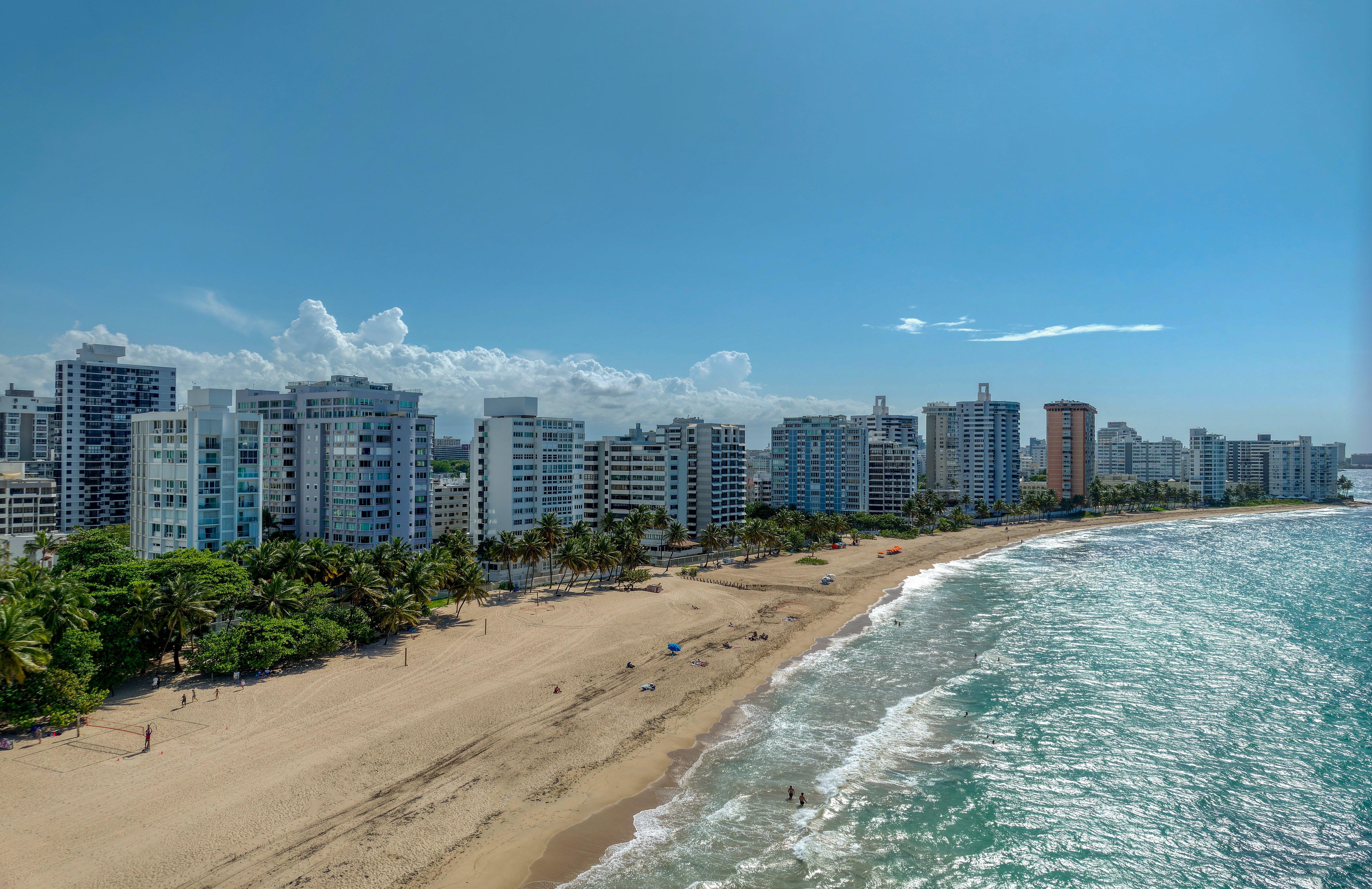 Imagen del artículo de Telemundo PR: Buscan a hombre arrastrado por corrientes en Ocean Park