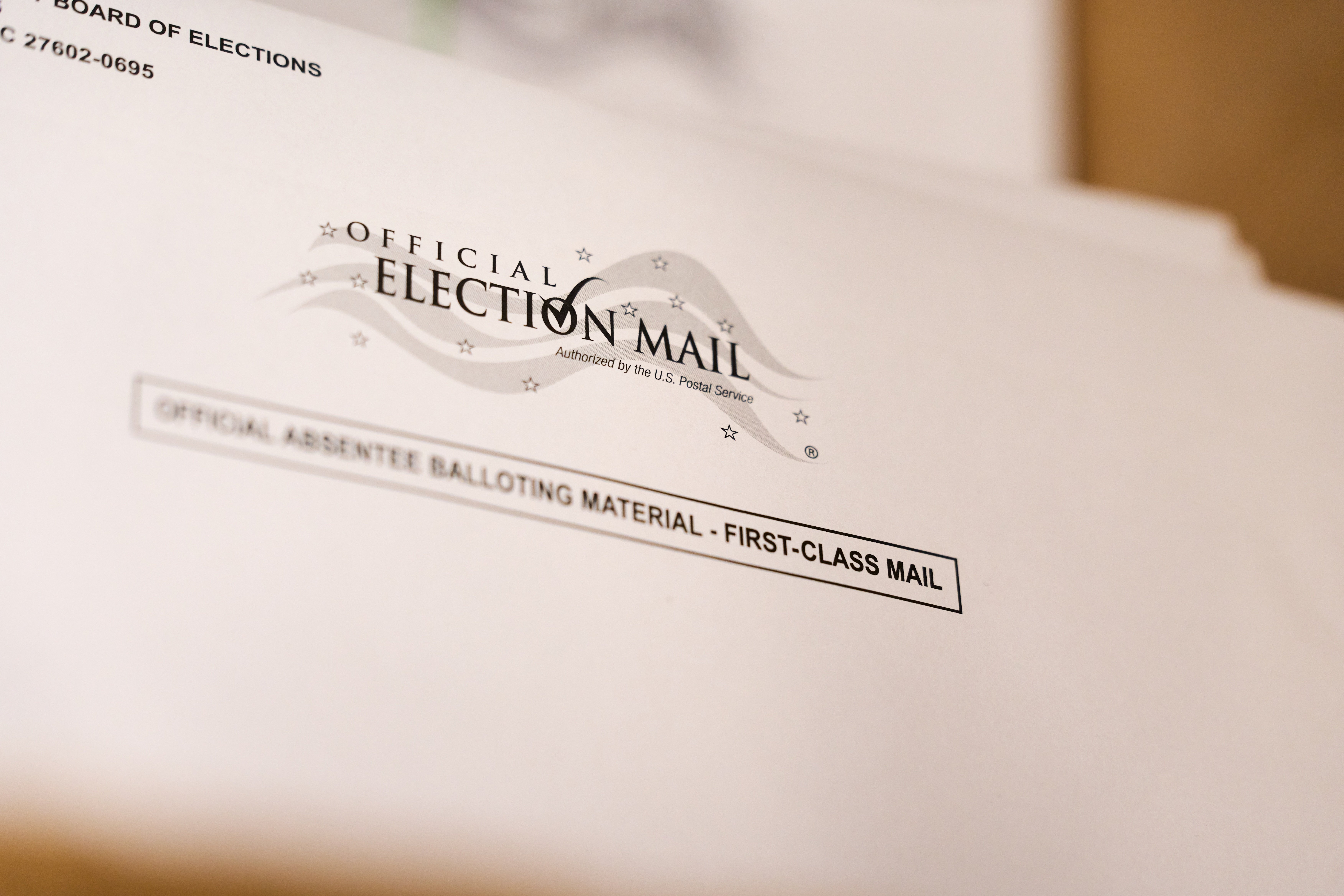 Gobierno de Trump pide nuevamente a Corte Suprema que permita restricciones al voto por correo