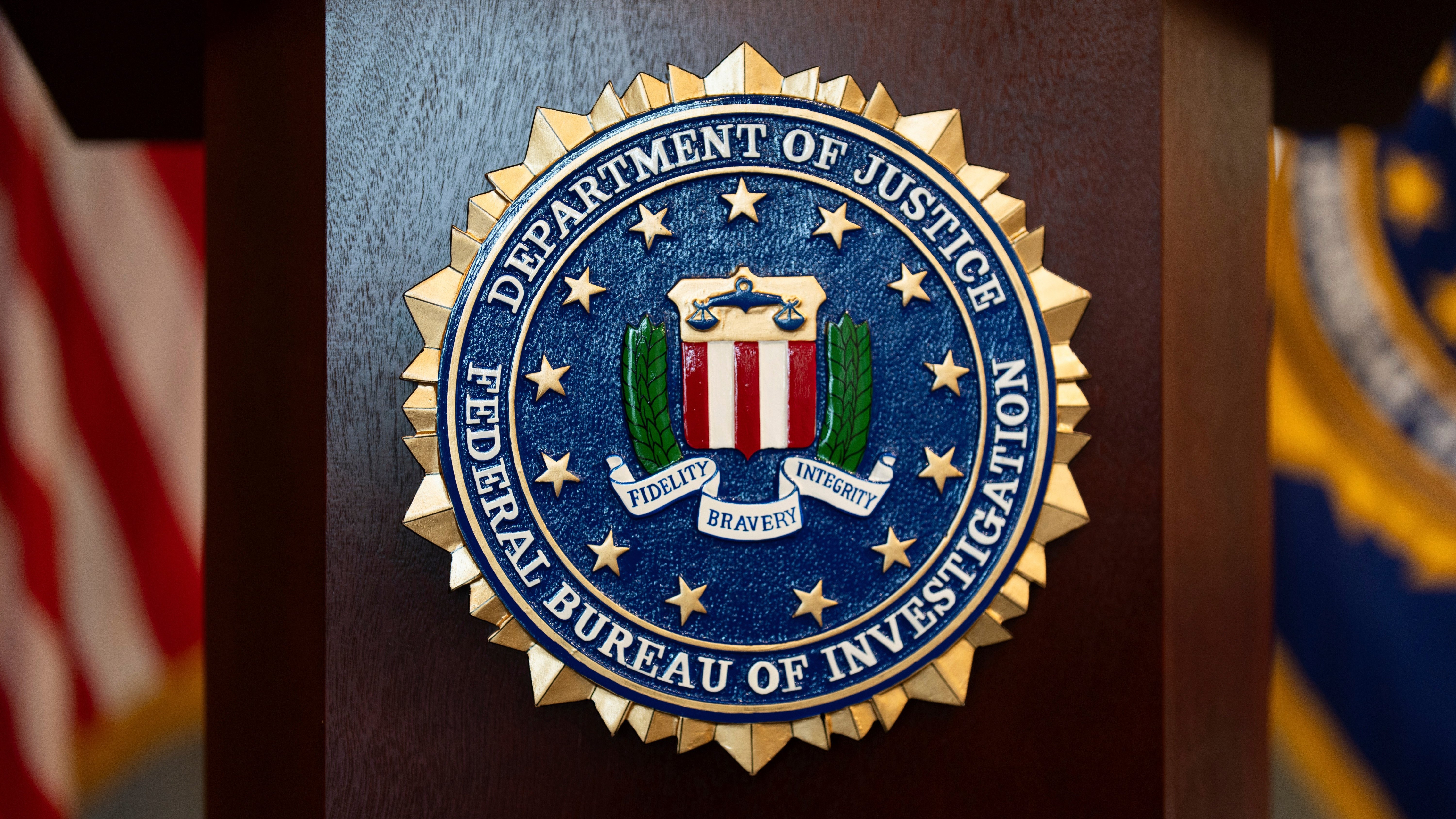 Imagen del artículo de Telemundo PR: Hackers aseguran tener “datos muy sensibles” de casi todos los agentes del FBI