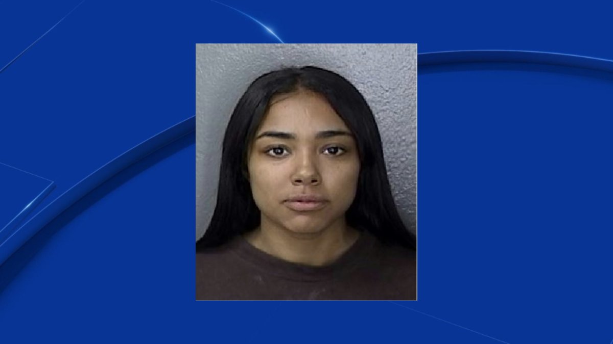 Mujer de Fajardo enfrenta cargos por alegada explotación financiera a adulto mayor