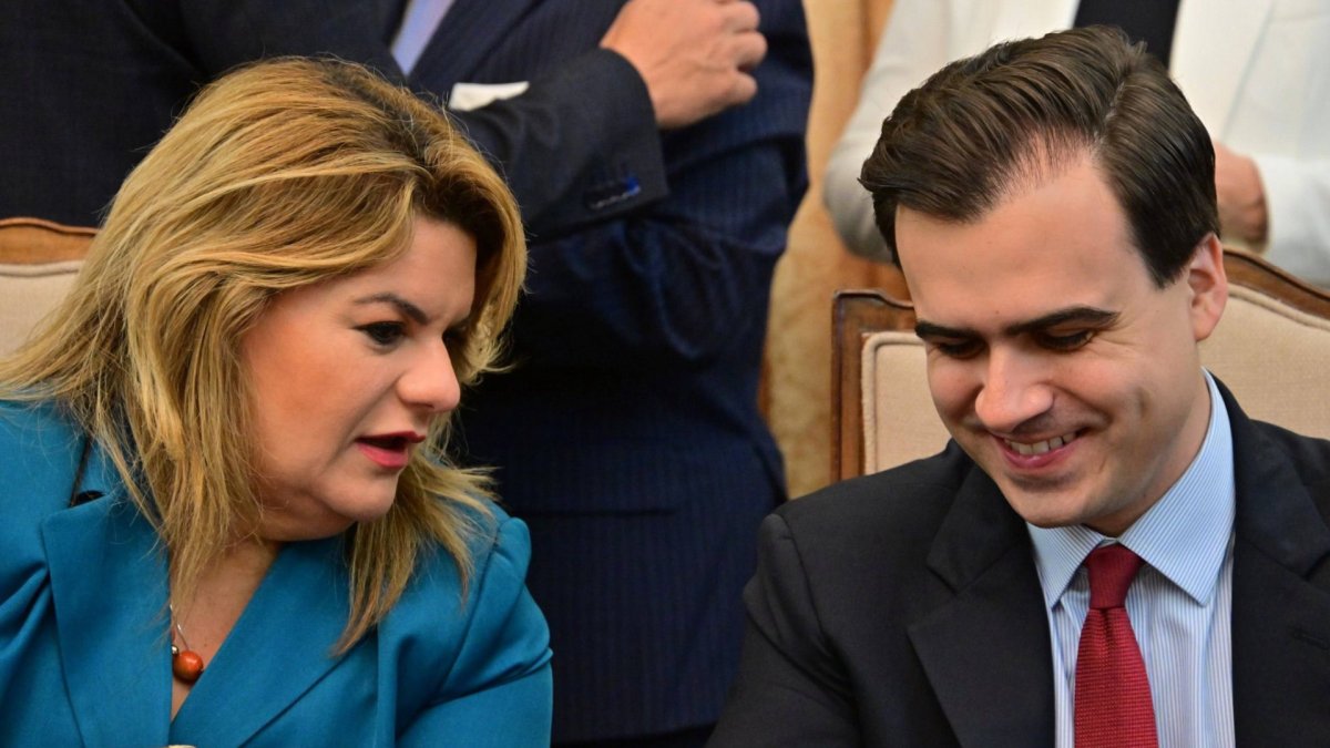 González y Pablo José Hernández piden al Congreso eliminar tope de Medicaid y mantener pareo federal