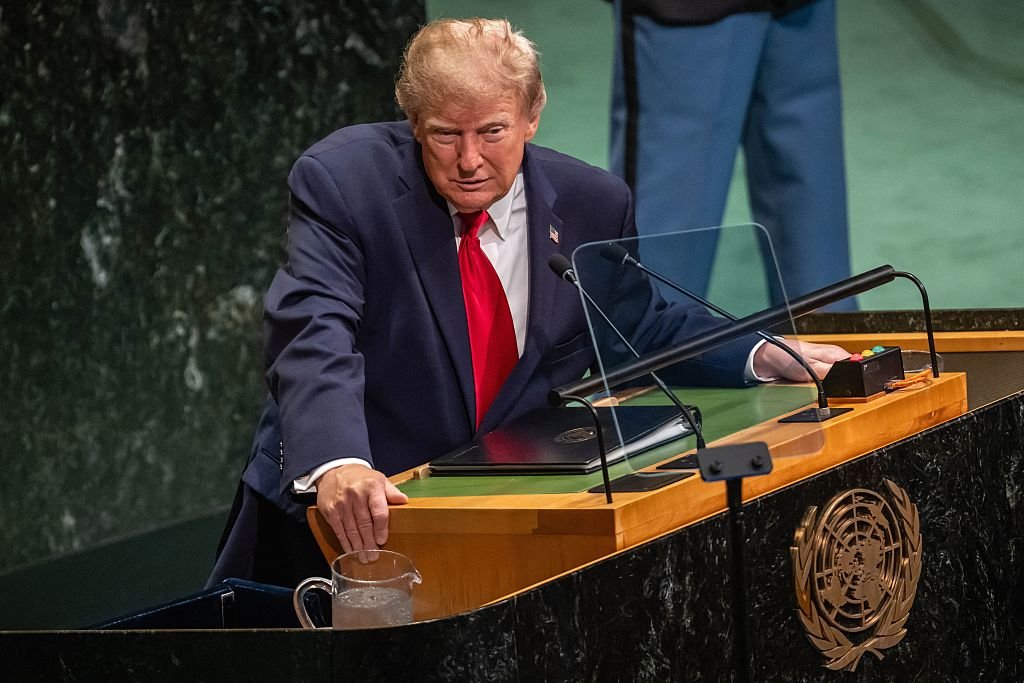 Imagen del artículo de Telemundo PR: Trump dice ante la ONU que tiene una "gran decisión que tomar" sobre Irán
