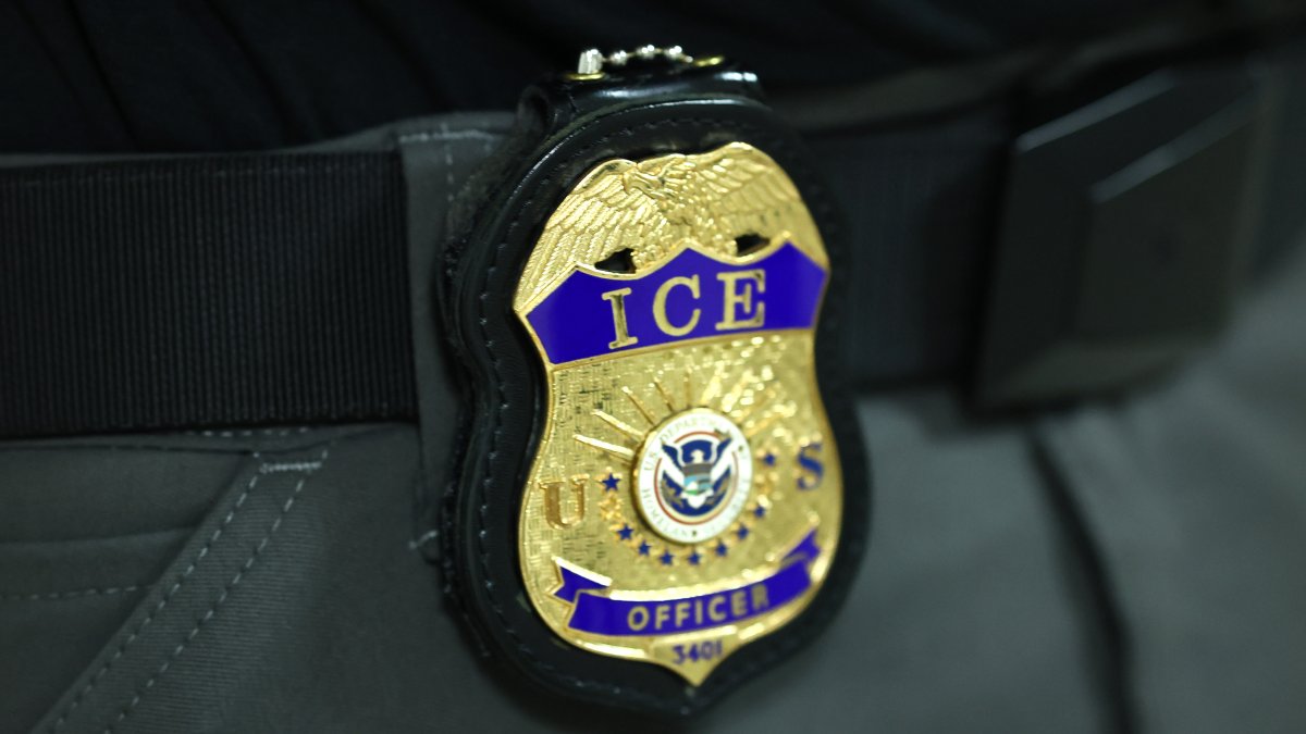 Casa Blanca retira candidatura de Lance Schroyer para dirigir el ICE