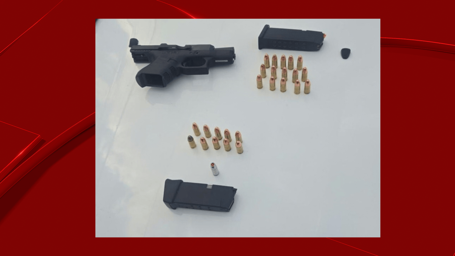 Imagen de la cobertura de: Radican faltas graves contra tres menores tras ocupar arma en Hatillo
