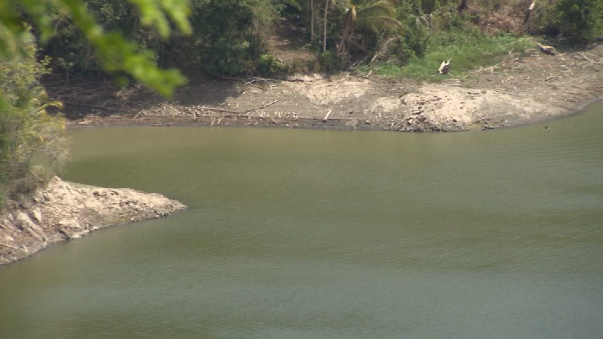 Carraízo sube a nivel de observación, según el USGS