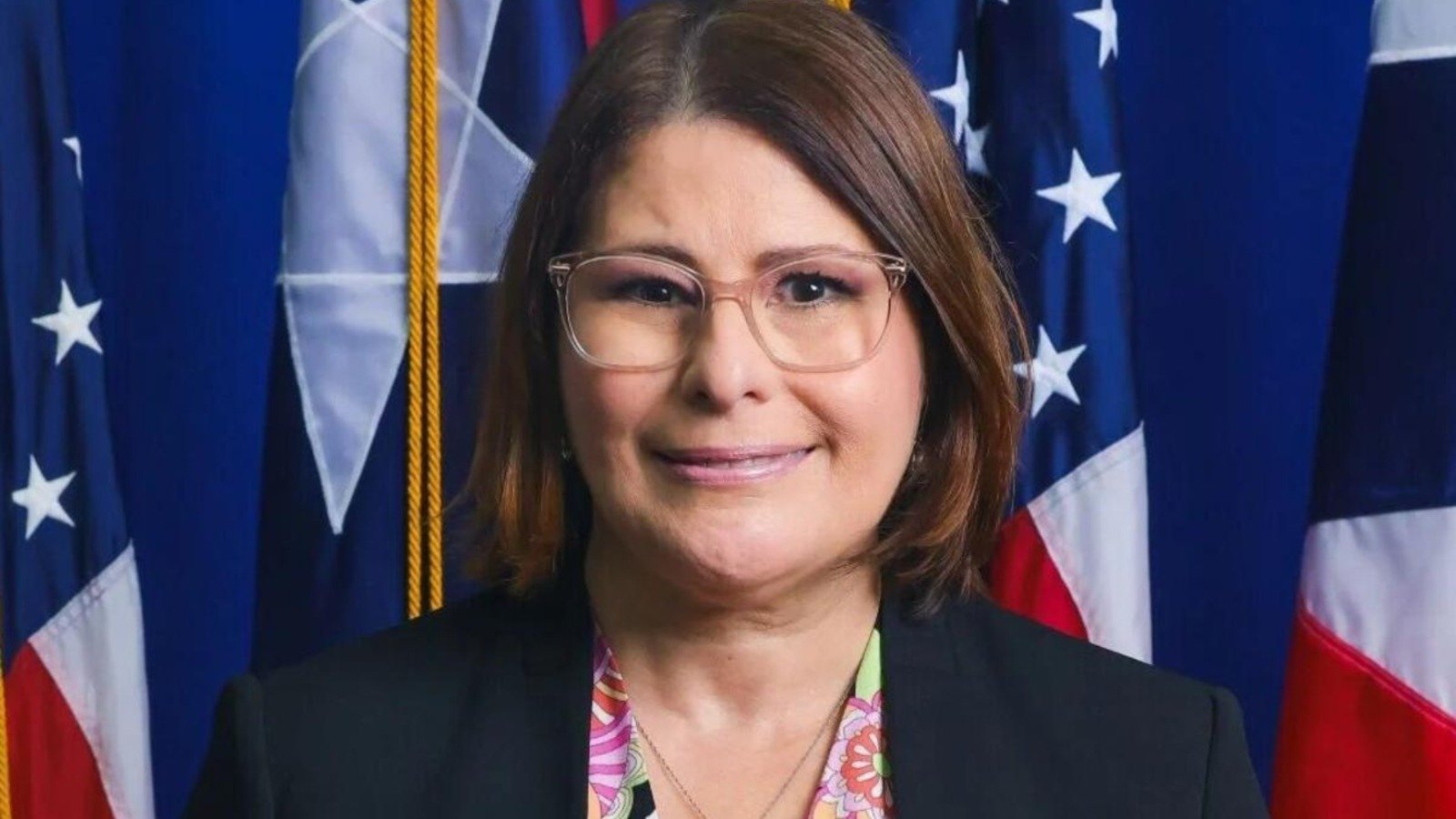 Renuncia la directora ejecutiva de la AEE, Mary Zapata Acosta