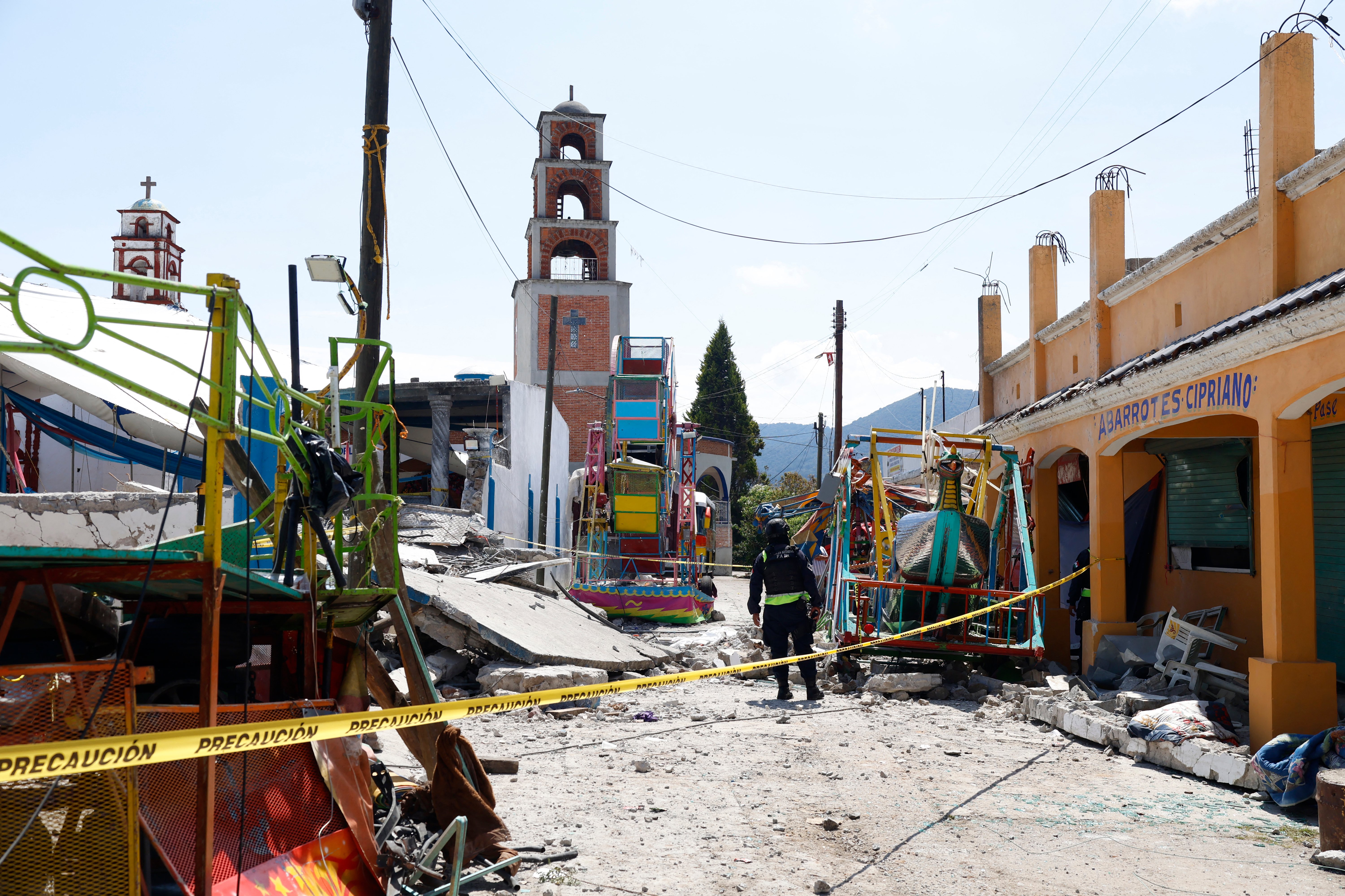 Imagen del artículo de Telemundo PR: Al menos 10 muertos y 64 heridos tras explosión de pirotecnia en festival de México
