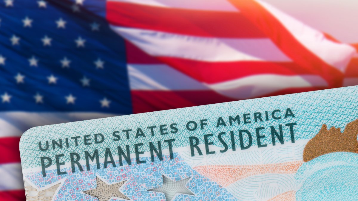 Nueva regla de "carga pública" podría negar la "green card" a inmigrantes que usen beneficios públicos