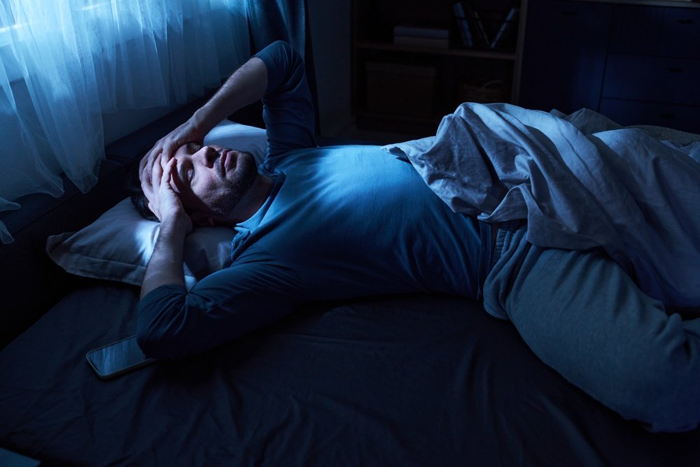 ¿Duermes con luz? Esto es lo que podría ocurrirle a tu corazón, según estudio