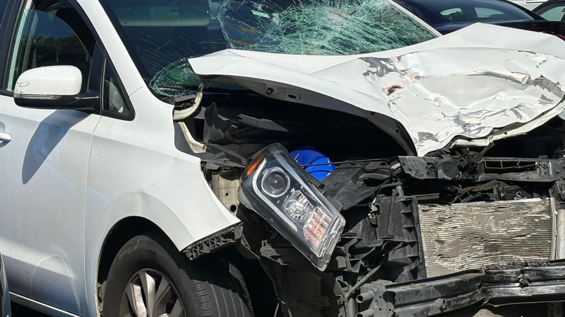Imagen del artículo de Telemundo PR: Motorista muere tras impactar vehículo y salir expulsado en Bayamón