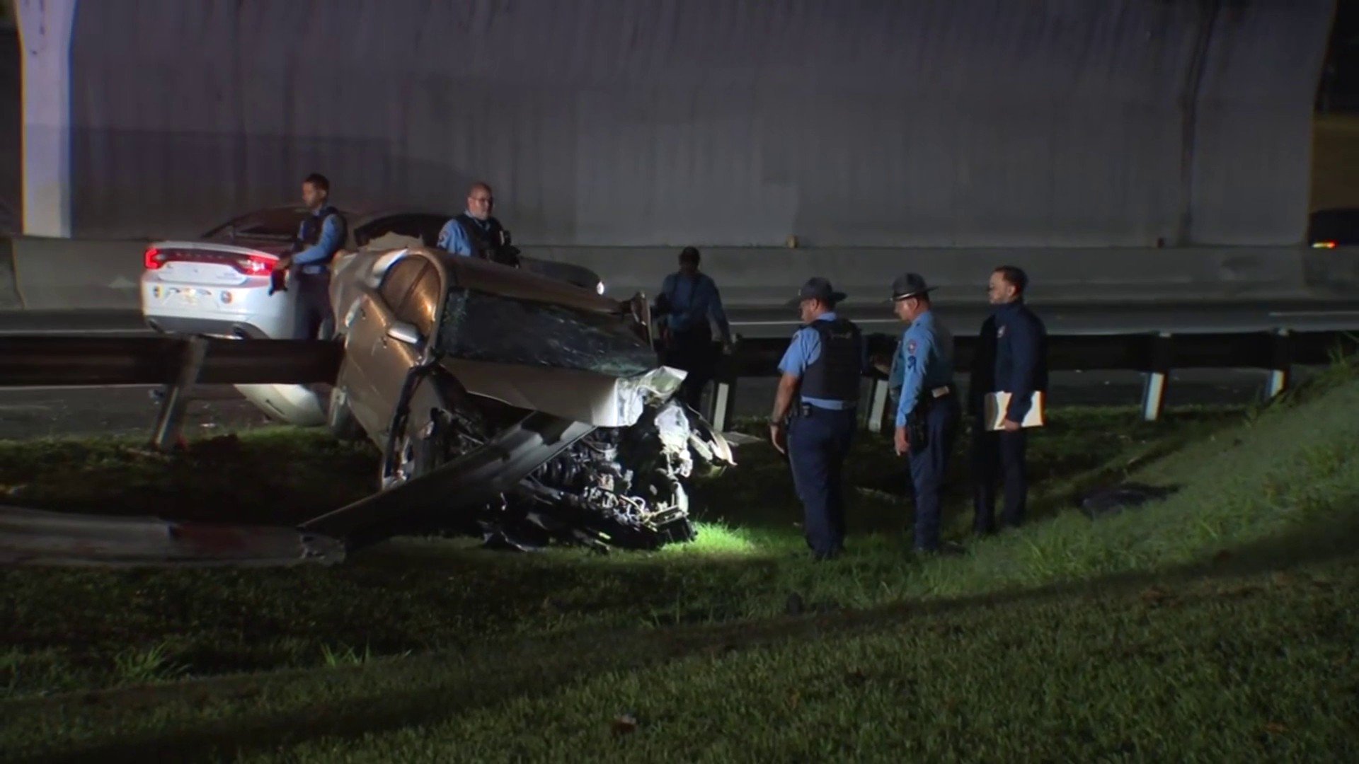 Imagen de la cobertura de: Joven de 18 años muere en accidente en la PR-30 en Caguas