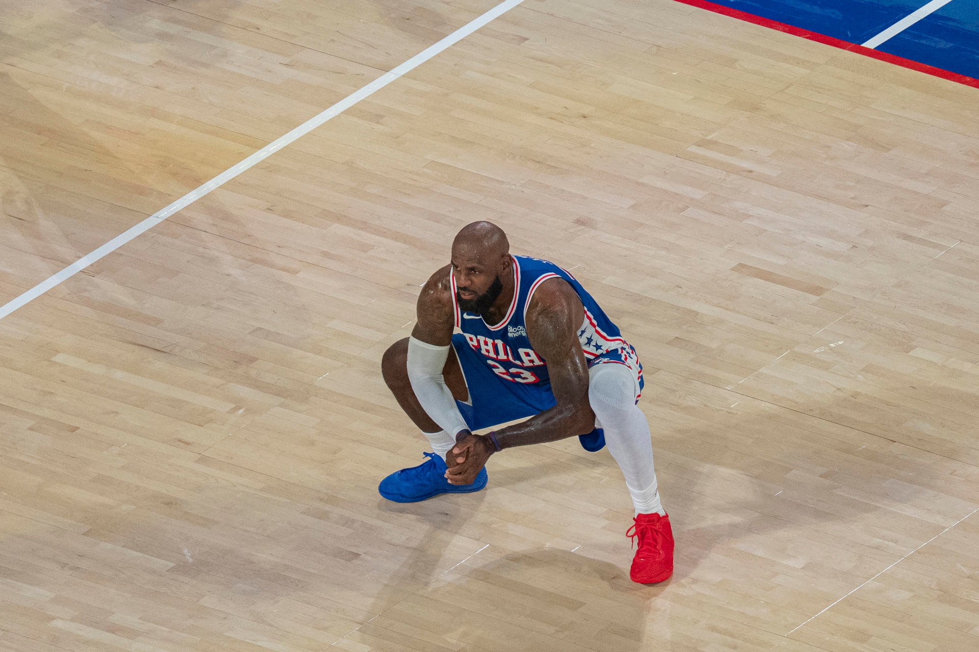 Imagen del artículo de Telemundo PR: "Un día con pocas noticias en la oficina": LeBron James responde a críticas de Trump