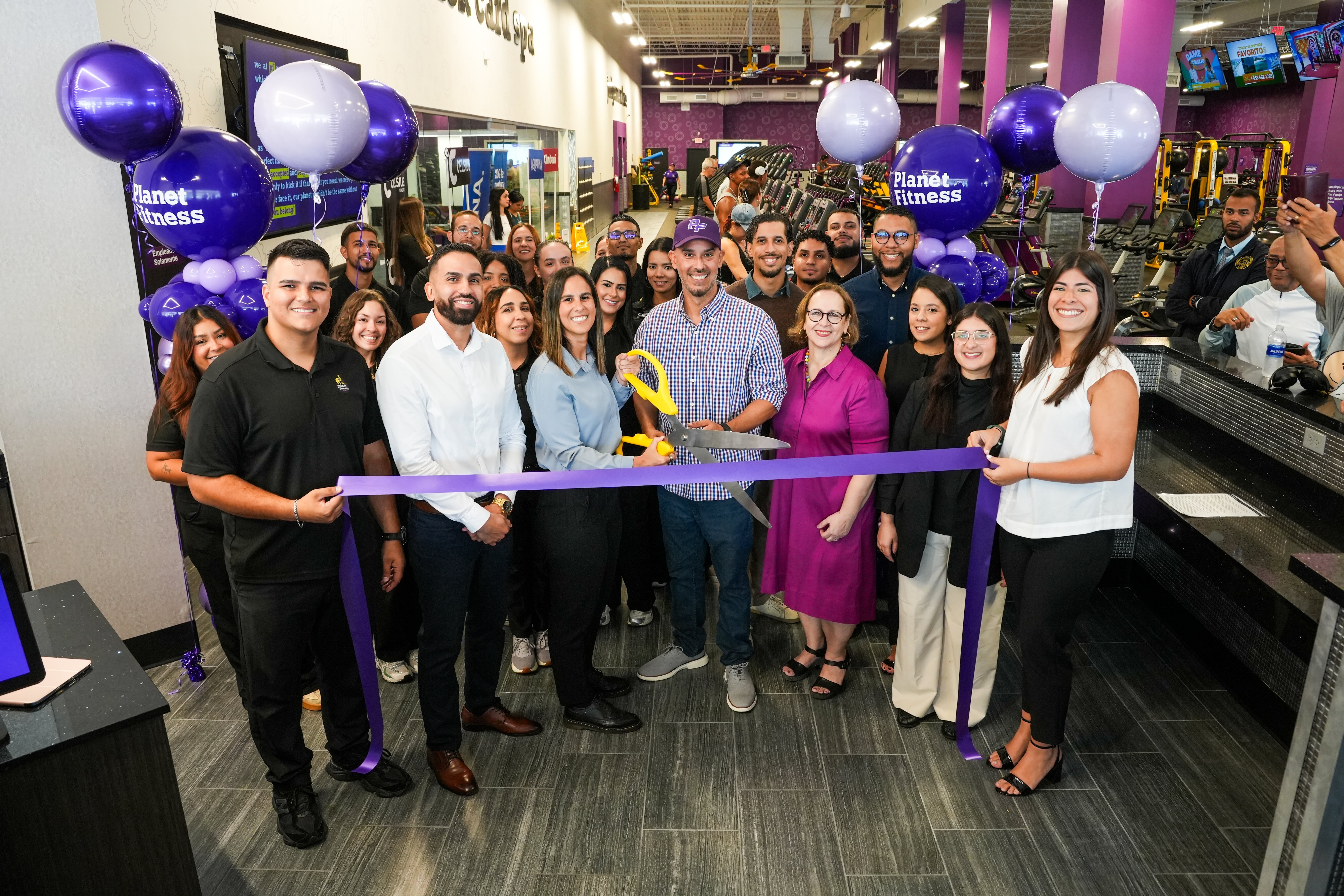 Planet Fitness celebra apertura de nuevo establecimiento en Fajardo