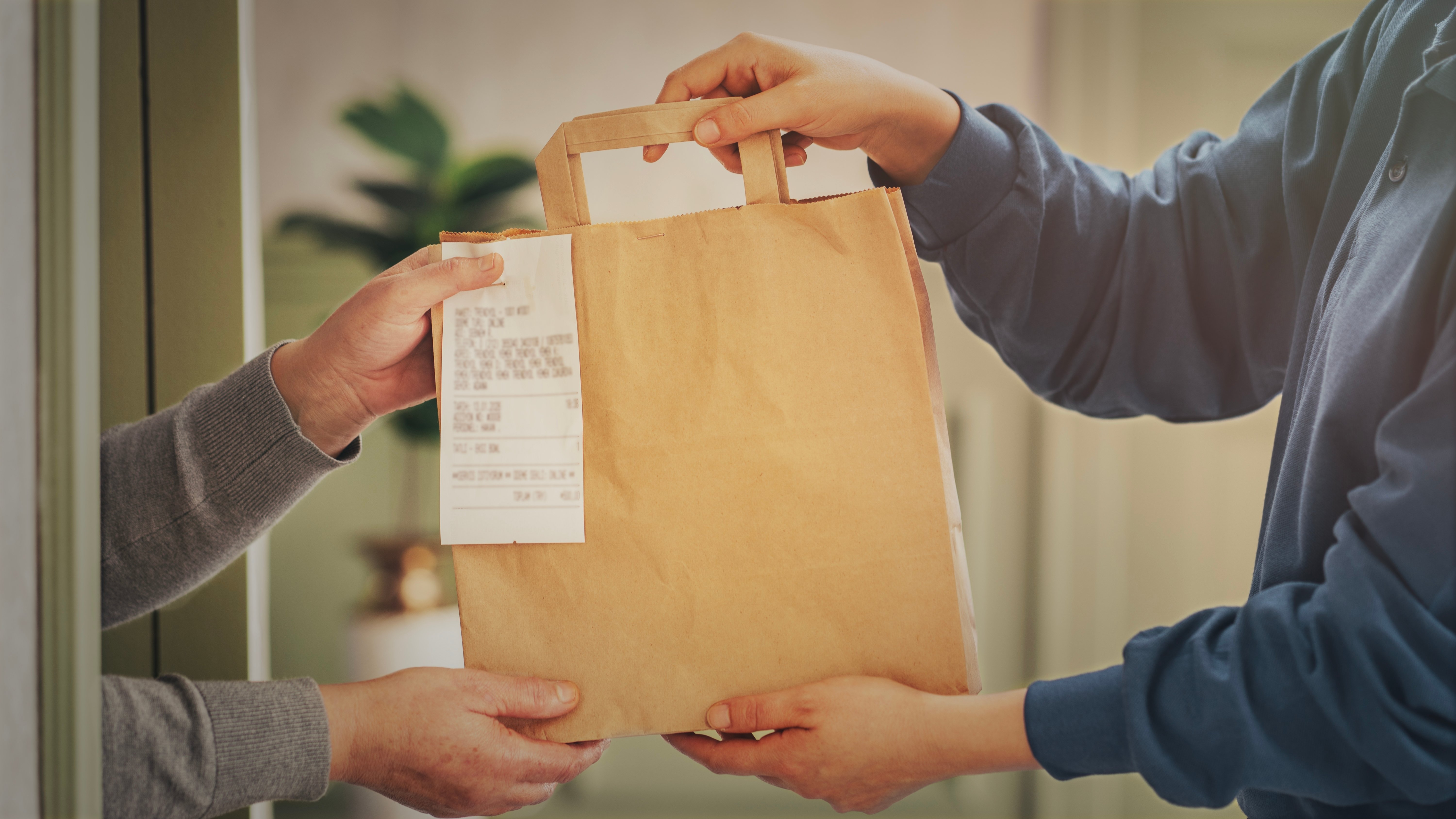 Imagen de la cobertura de: DoorDash comprará Instacart por $17,000 millones
