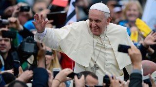 Telemundo honra al Papa con Premio a la Innovación