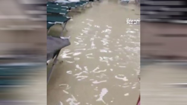 Dramático: se inunda albergue del sureste de Texas