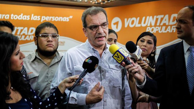 Localizan a 16 sobrevivientes del naufragio venezolano en costas de Curazao Localizan a 16 sobrevivientes del naufragio venezolano en costas de Curazao